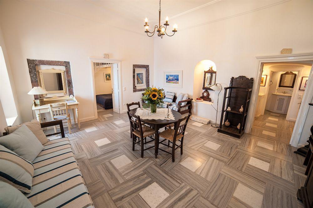 Cori Rigas Suites Fira  Extérieur photo