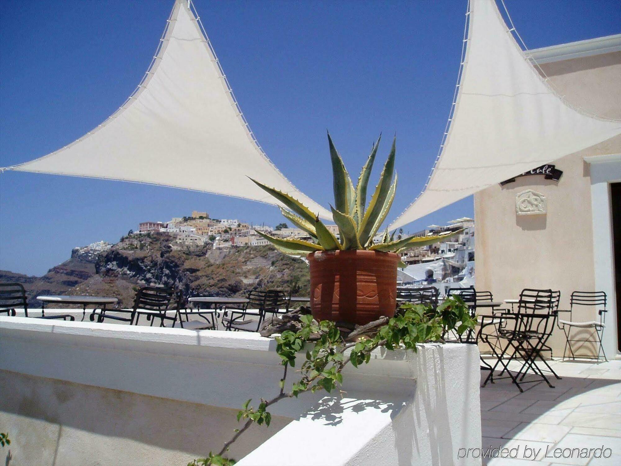 Cori Rigas Suites Fira  Extérieur photo